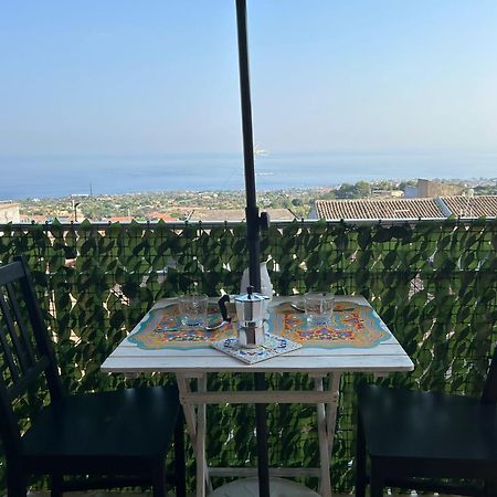 Casa Ultreia, Appartamento Aci Castello Exterior foto
